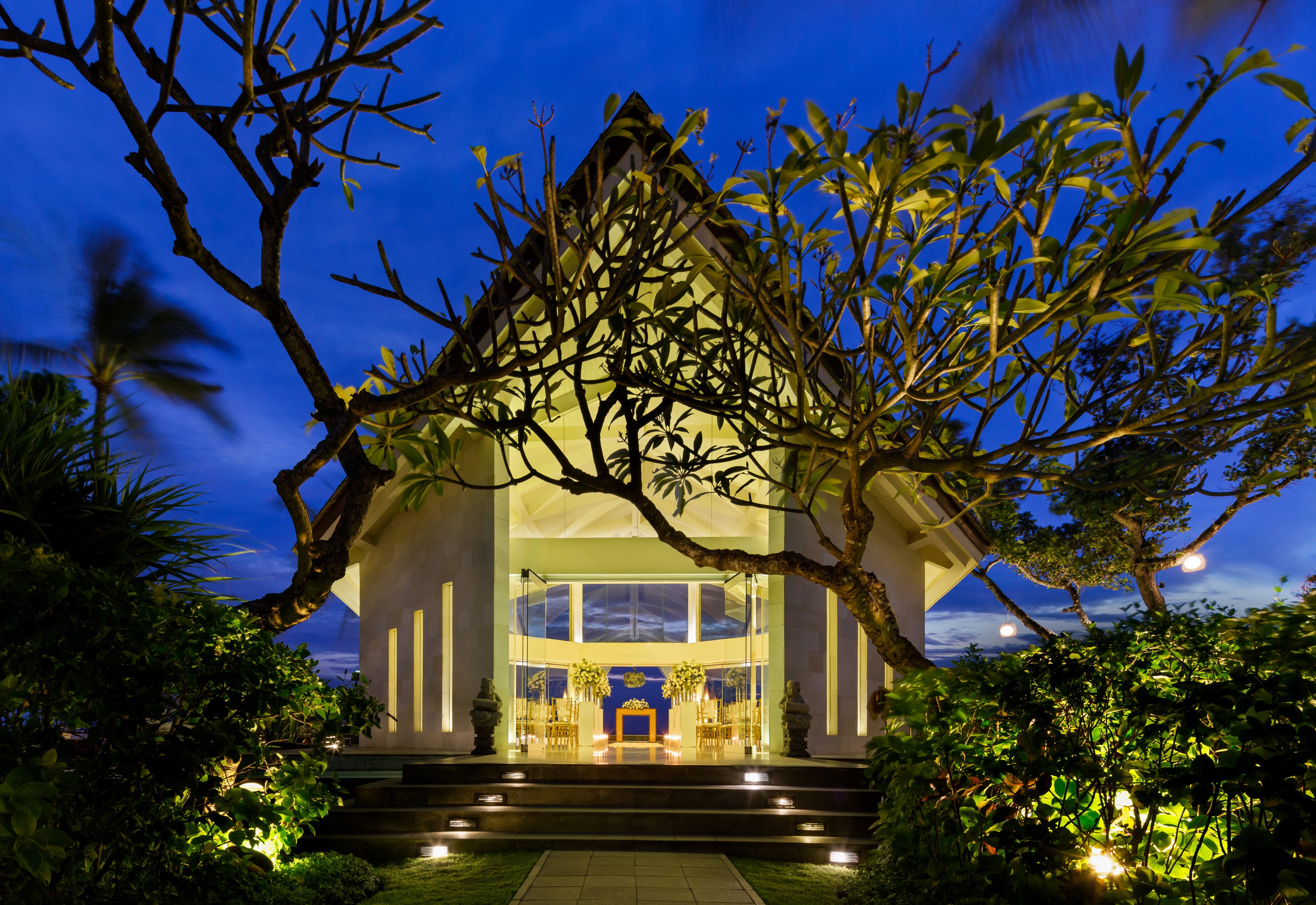 The Seminyak Beach Resort & Spa Exterior foto The Chapel at the Intercontinental Resort